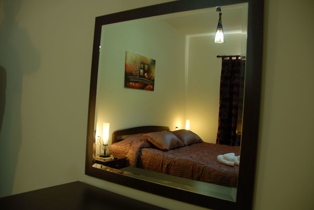 Iris Flower Hotel Jezzine Ngoại thất bức ảnh